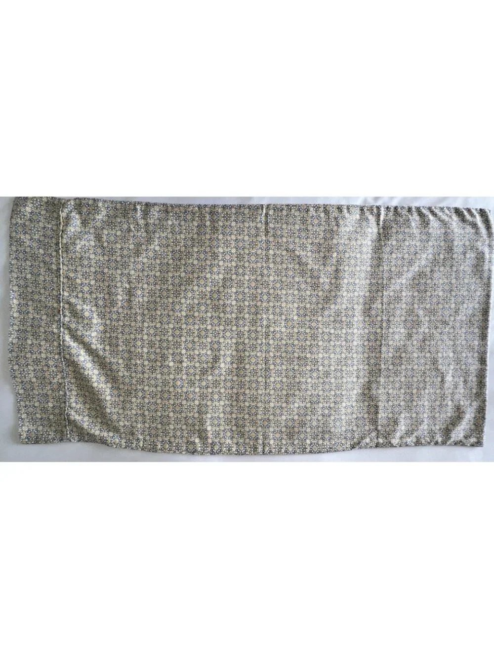 Gray & Yellow 2 pc Sheet Set QUEEN Flat + KING Pillowcase Quatrefoil 100% Cotton